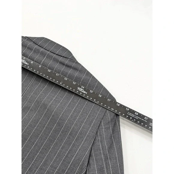 Indochino Bespoke NWT Gray Pinstripe Blazer Sport Coat‎ Two Button 100% Wool 42R